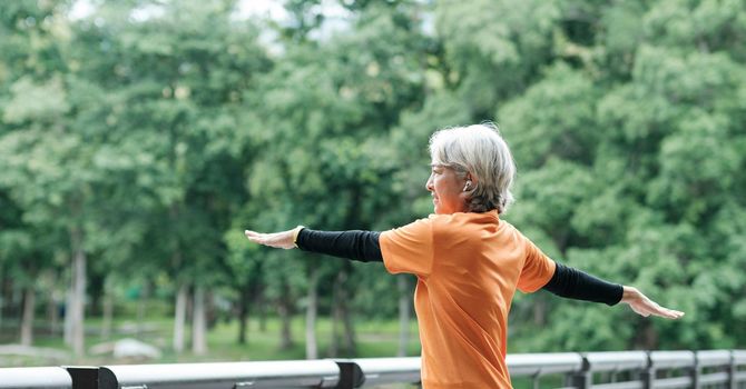 Building a More Loving Relationship: Combining Sue Johnson's Method with Emotional Intelligence image